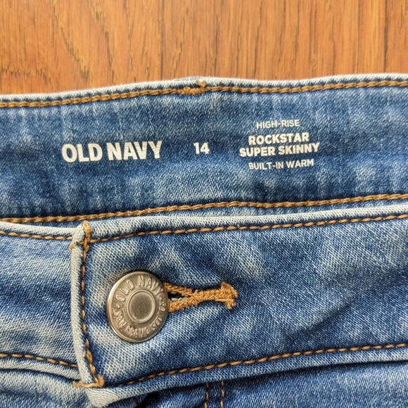 Old Navy High-Rise Rockstar Super Skinny Built-in Warm Jeans - Sz 14 - Picture 3 of 8